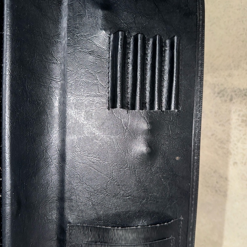 Briefcase - Picture 4 of 8